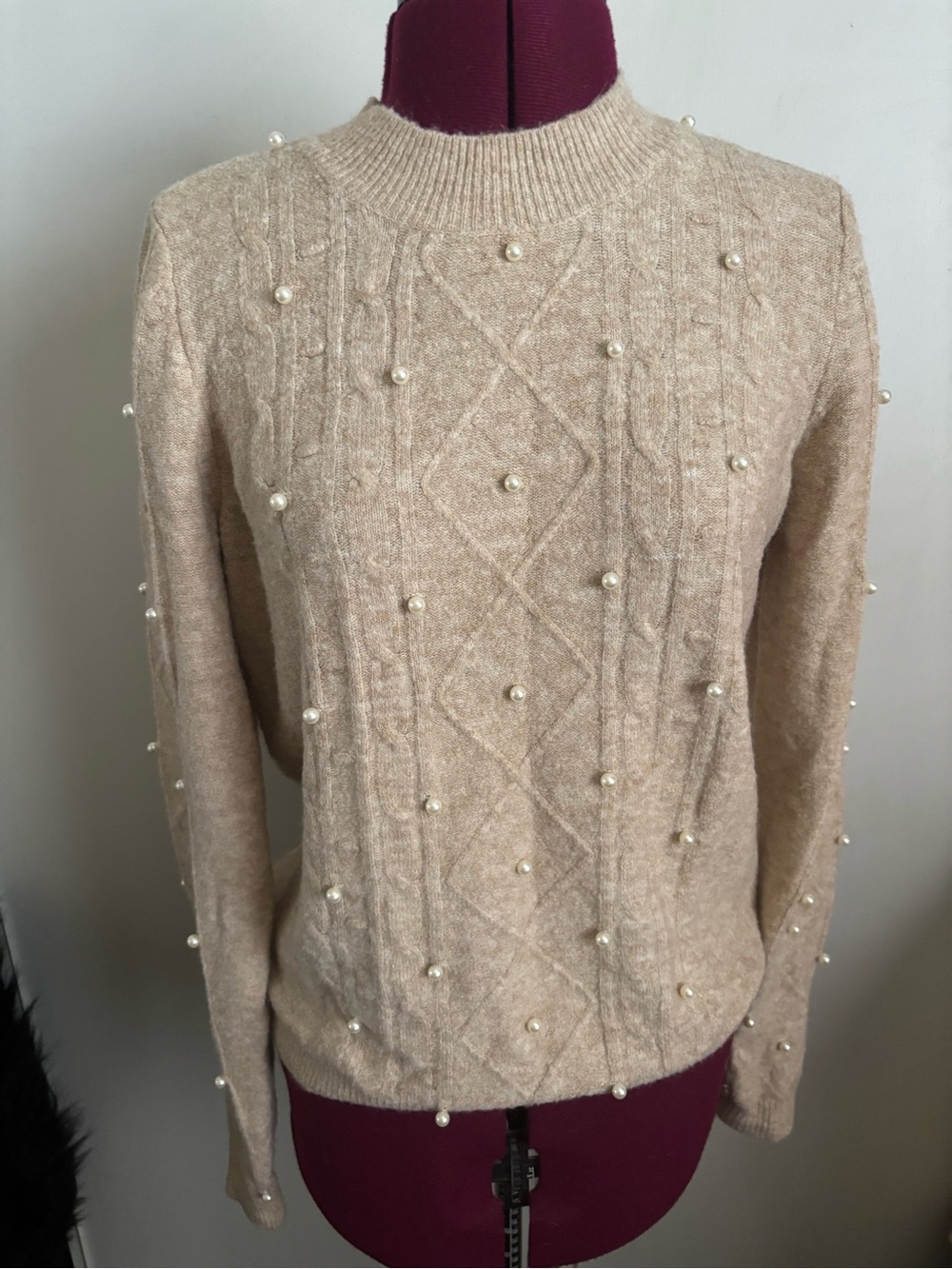EUC Loft Pearl-Embellished Cable Knit Sweater - Cream, Size Small